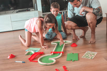 Load image into Gallery viewer, Analyzing image Components-Pitch_Plakks-dexterity-fun-family-golf-game_2